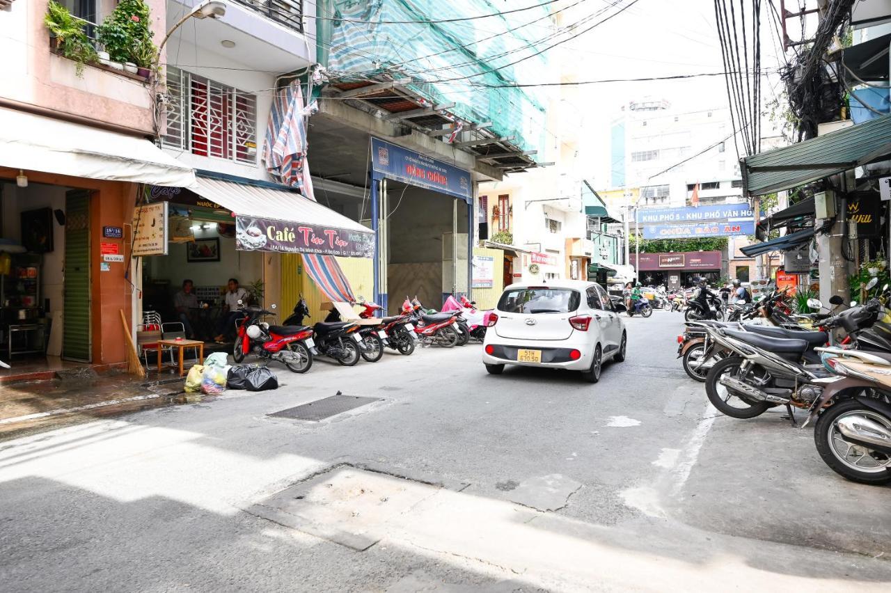 Huyen Homestay ホーチミン市 エクステリア 写真