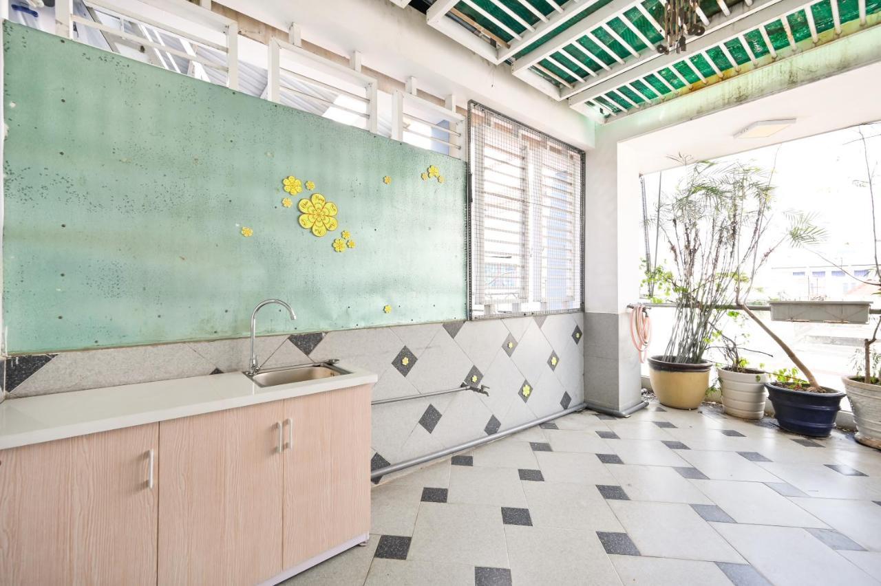 Huyen Homestay ホーチミン市 エクステリア 写真