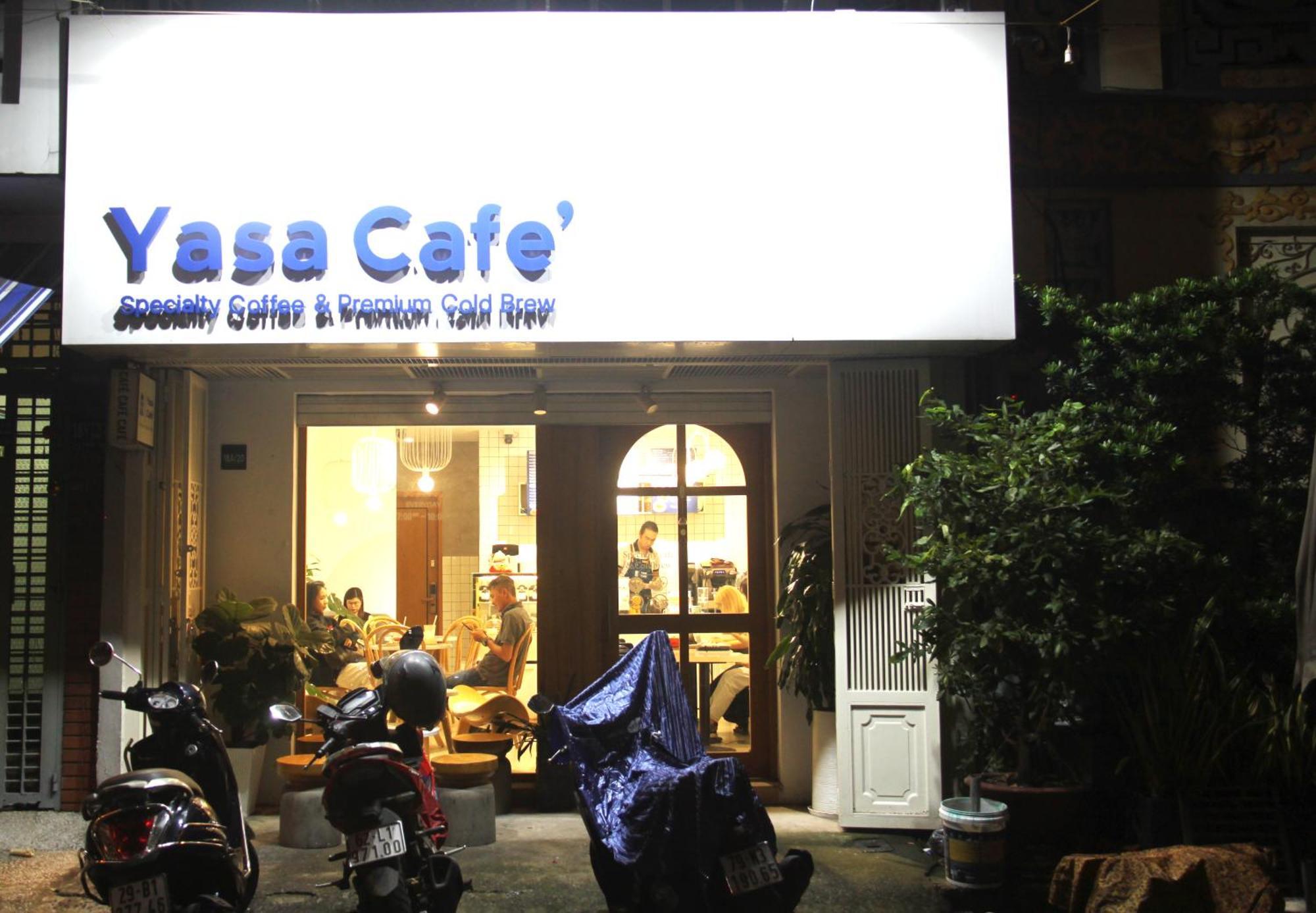 Huyen Homestay ホーチミン市 エクステリア 写真